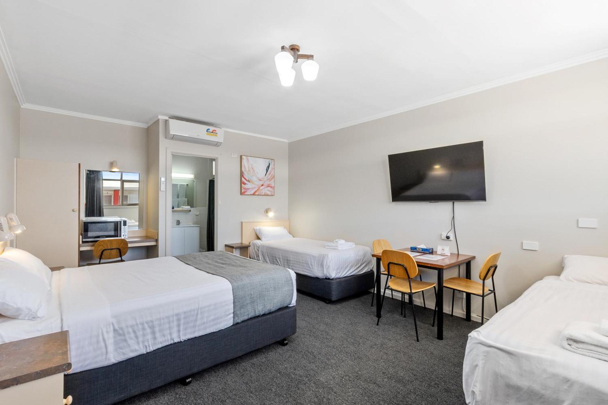Econo Lodge Port Augusta Exterior photo